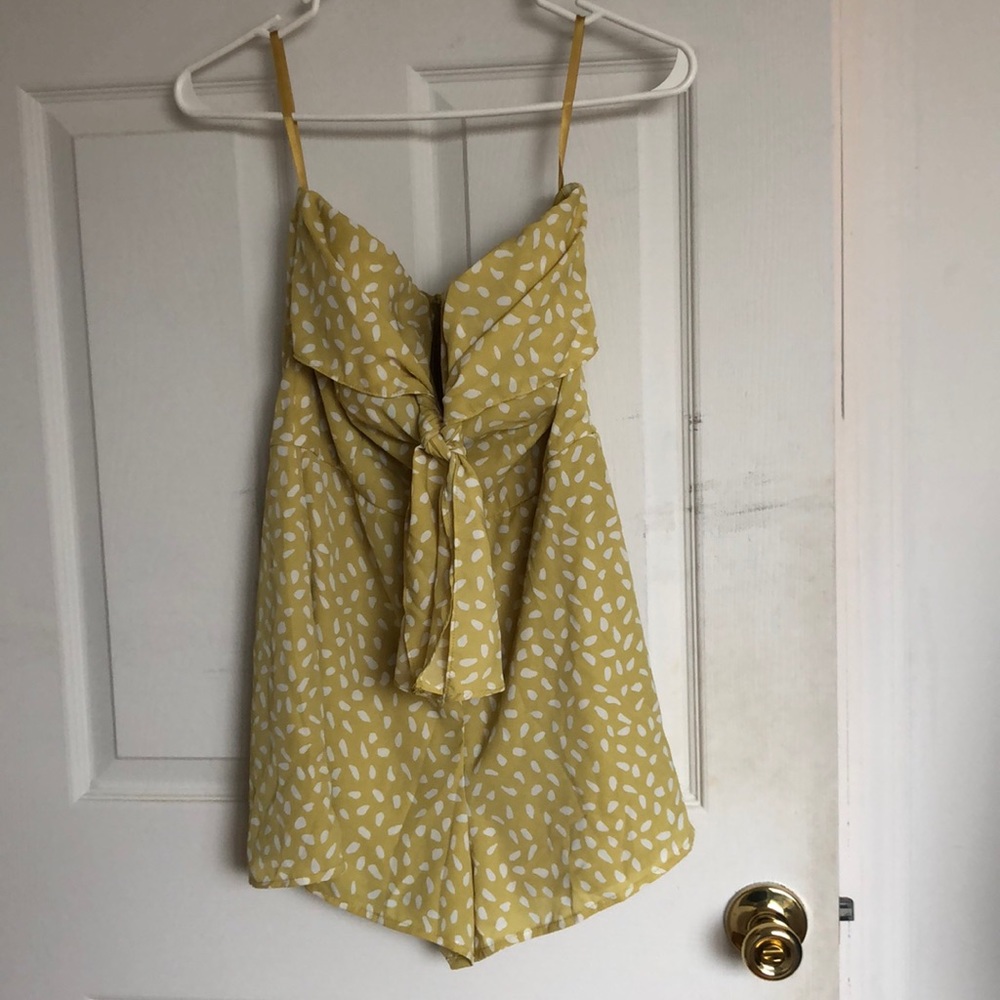 Strapless romper